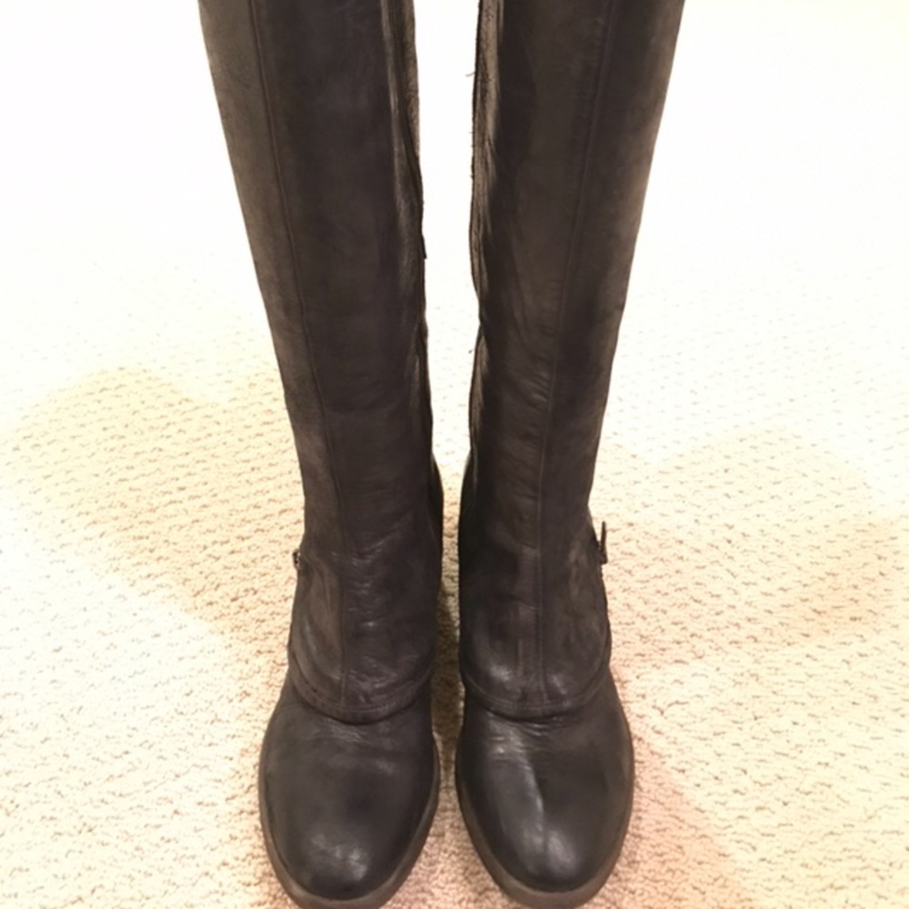 Donald Pliner Brown Devi Boot Sz6